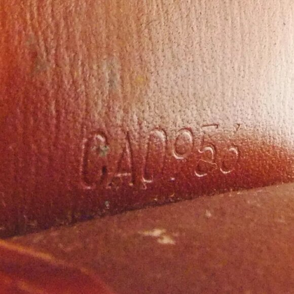 Louis Vuitton key case epi Epi Authentic L3320 - Picture 6 of 8